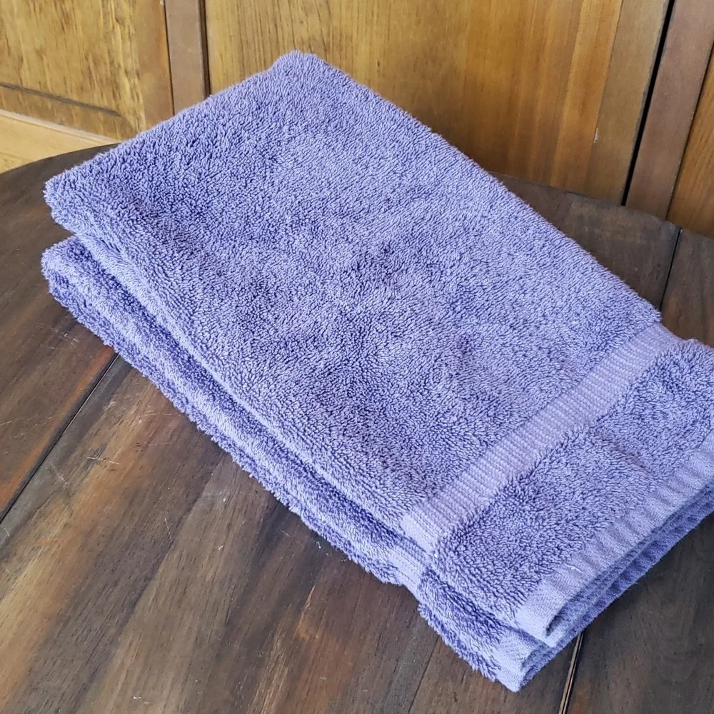 Chakir NWOT Turkish Cotton Linens Bathroom Hand Towels Set of 2